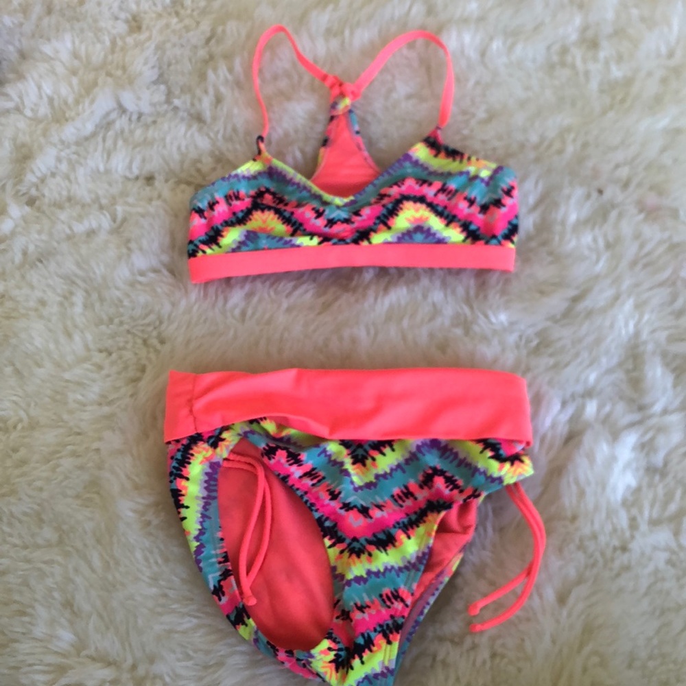 Bathing suit